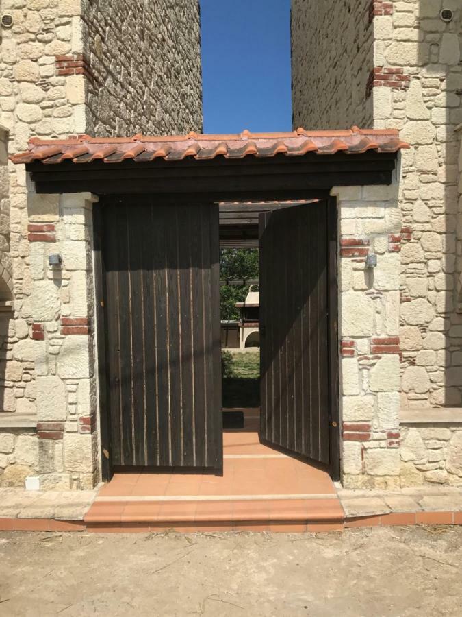 Stone House In Afytos Apartment Екстериор снимка